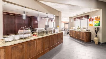 Tägliches inbegriffenes Frühstücksbuffet
