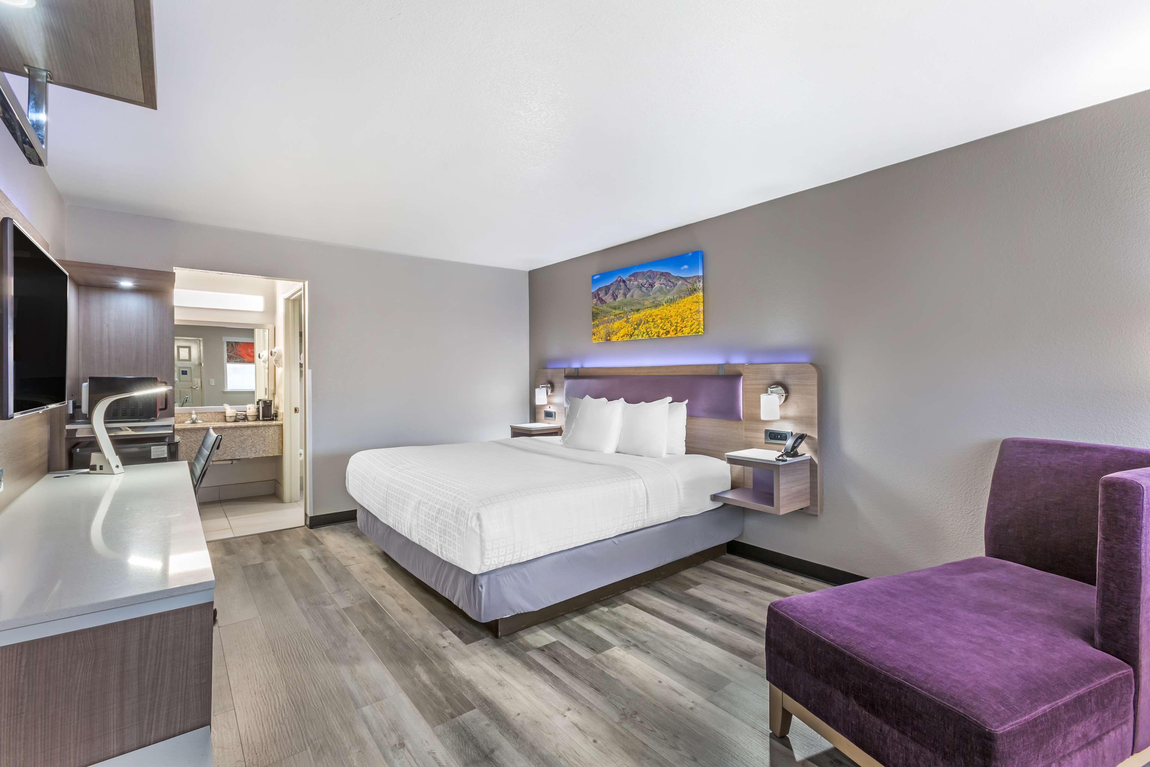 Photo - Best Western Sunland Park Inn