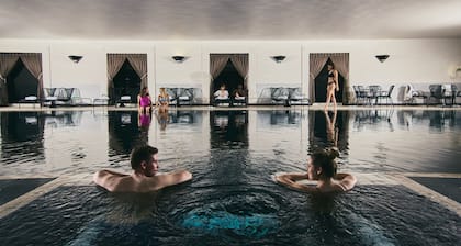 Fairlawns Hotel and Spa