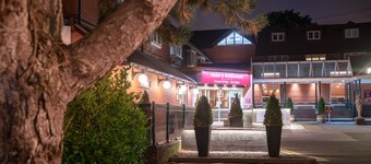 Fairlawns Hotel and Spa