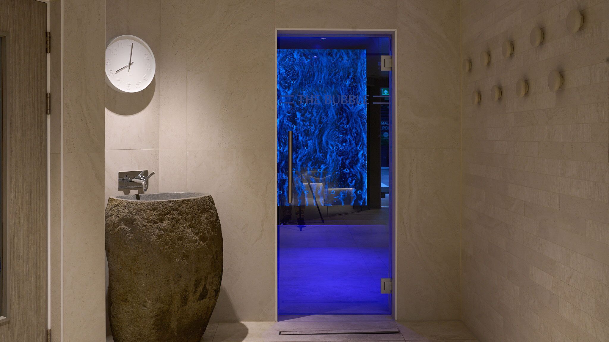 Couples treatment room(s), sauna, steam room, body treatments, mud baths