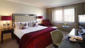 In-room safe, desk, iron/ironing board, WiFi (free)