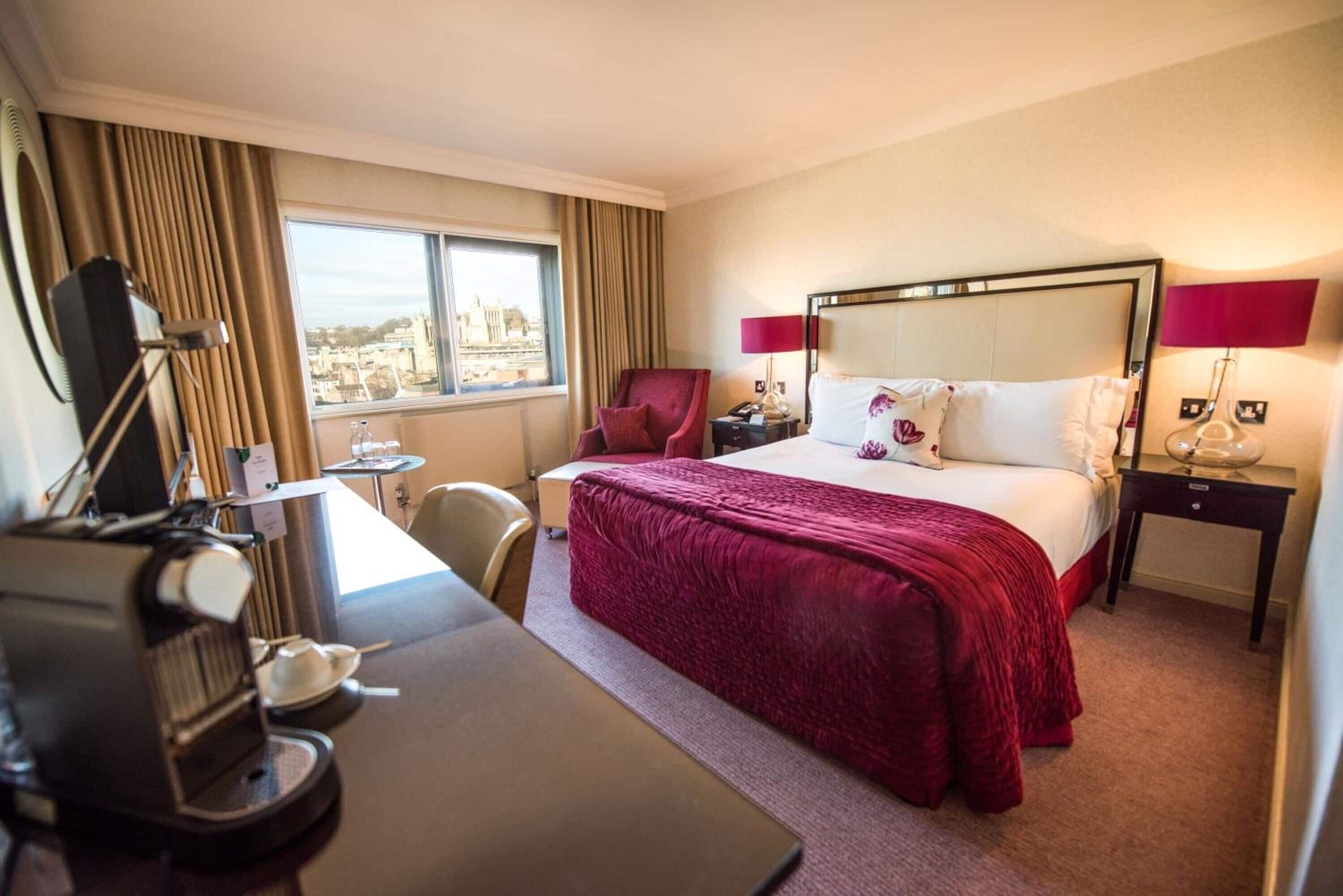 Photo - The Bristol Hotel