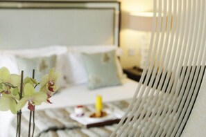 客房內保險箱、書桌、熨斗/熨衣板、免費無線上網