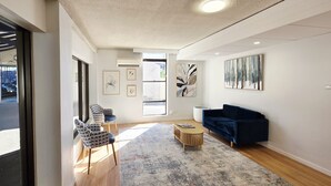 Reception - El Toro Motel (Warwick Farm)