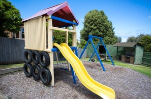 Children’s play area – outdoor