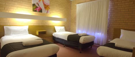 Iron/ironing board, free WiFi