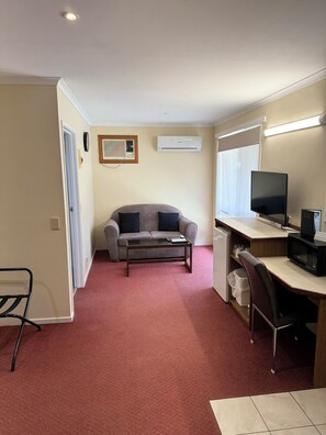 Zimmer | Bügeleisen/Bügelbrett, kostenloses WLAN