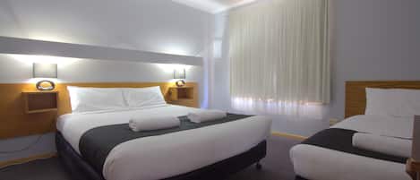 Tabla de planchar con plancha y wifi gratis