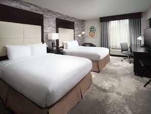 Couette en duvet d'oie, coffres-forts dans les chambres, bureau