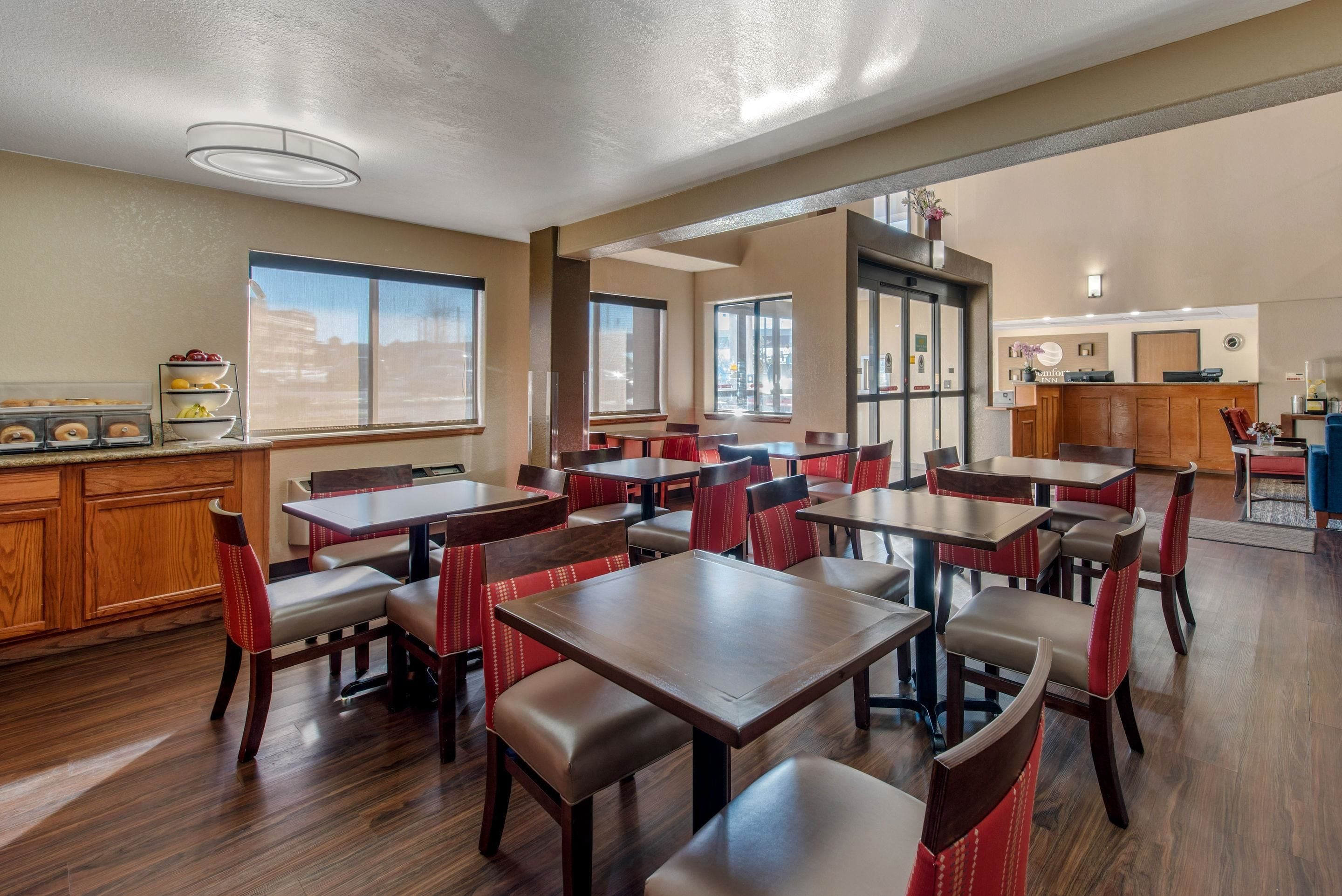 Free daily continental breakfast