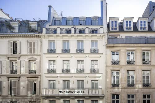 Façana frontal de l'allotjament