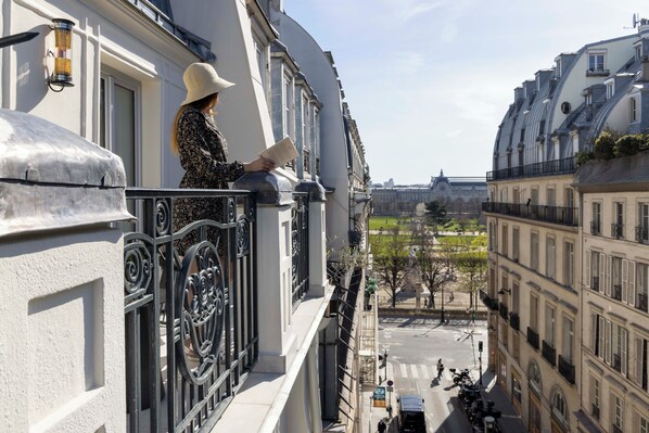 Parisian balcony | Terrace/patio - Hôtel Louvre Montana (Paris)