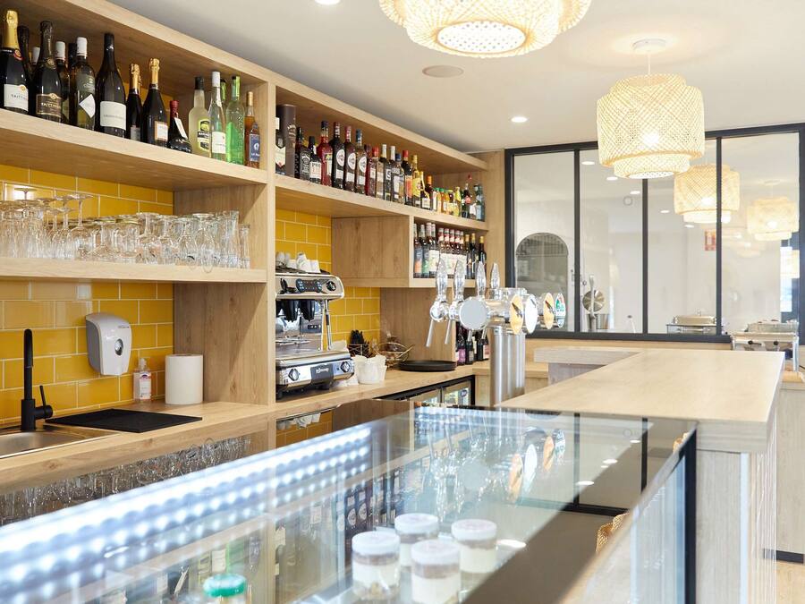 Bar (en la propiedad)