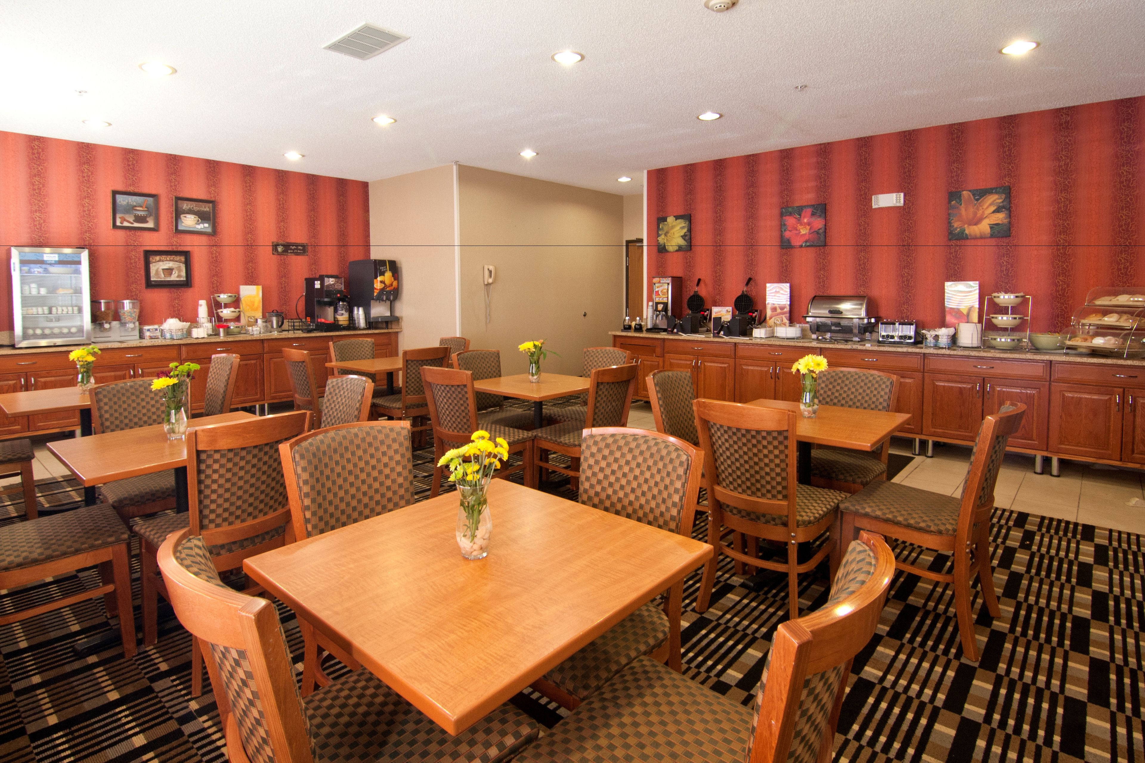 Free buffet breakfast 