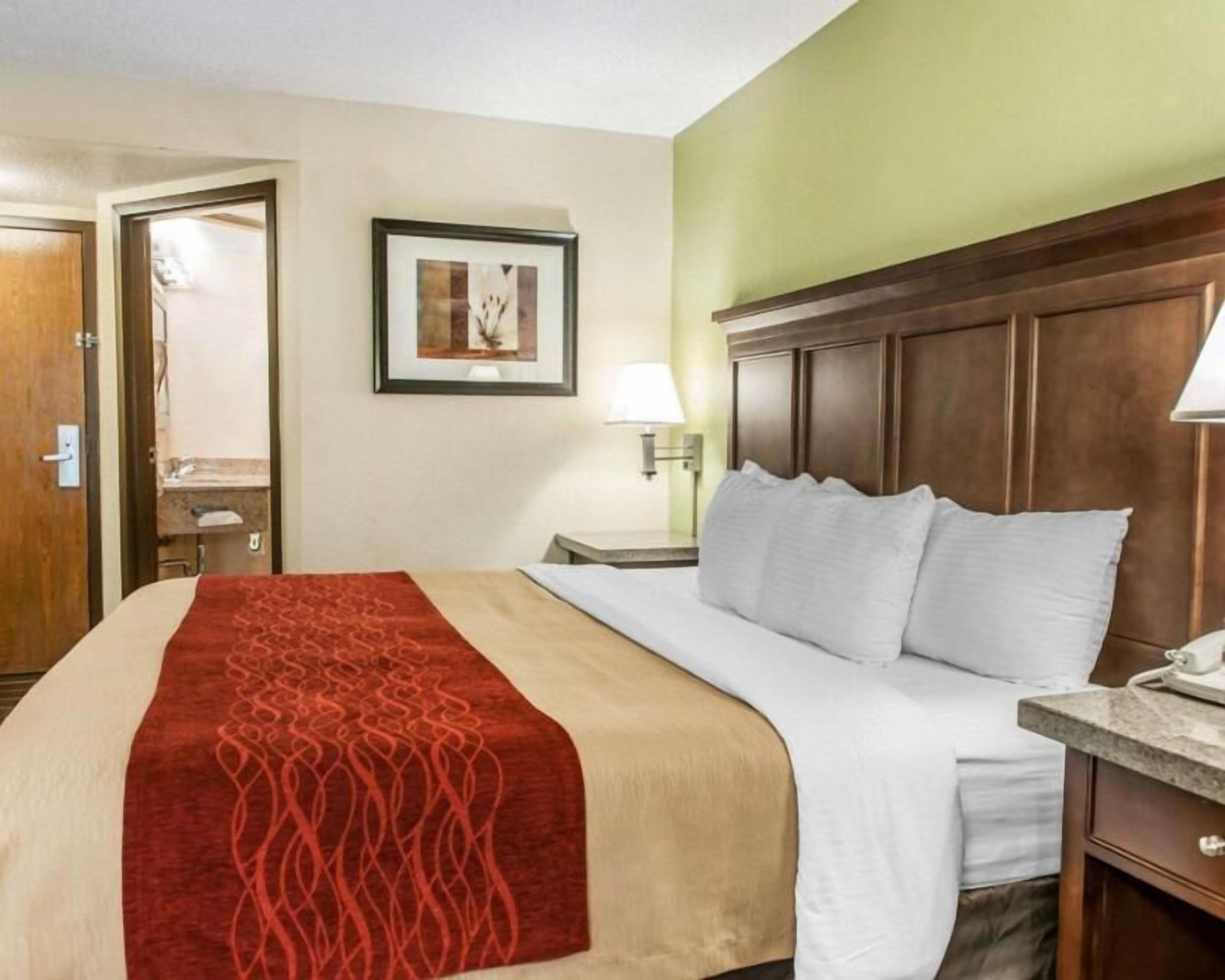 Caja de seguridad en la habitación y escritorio 