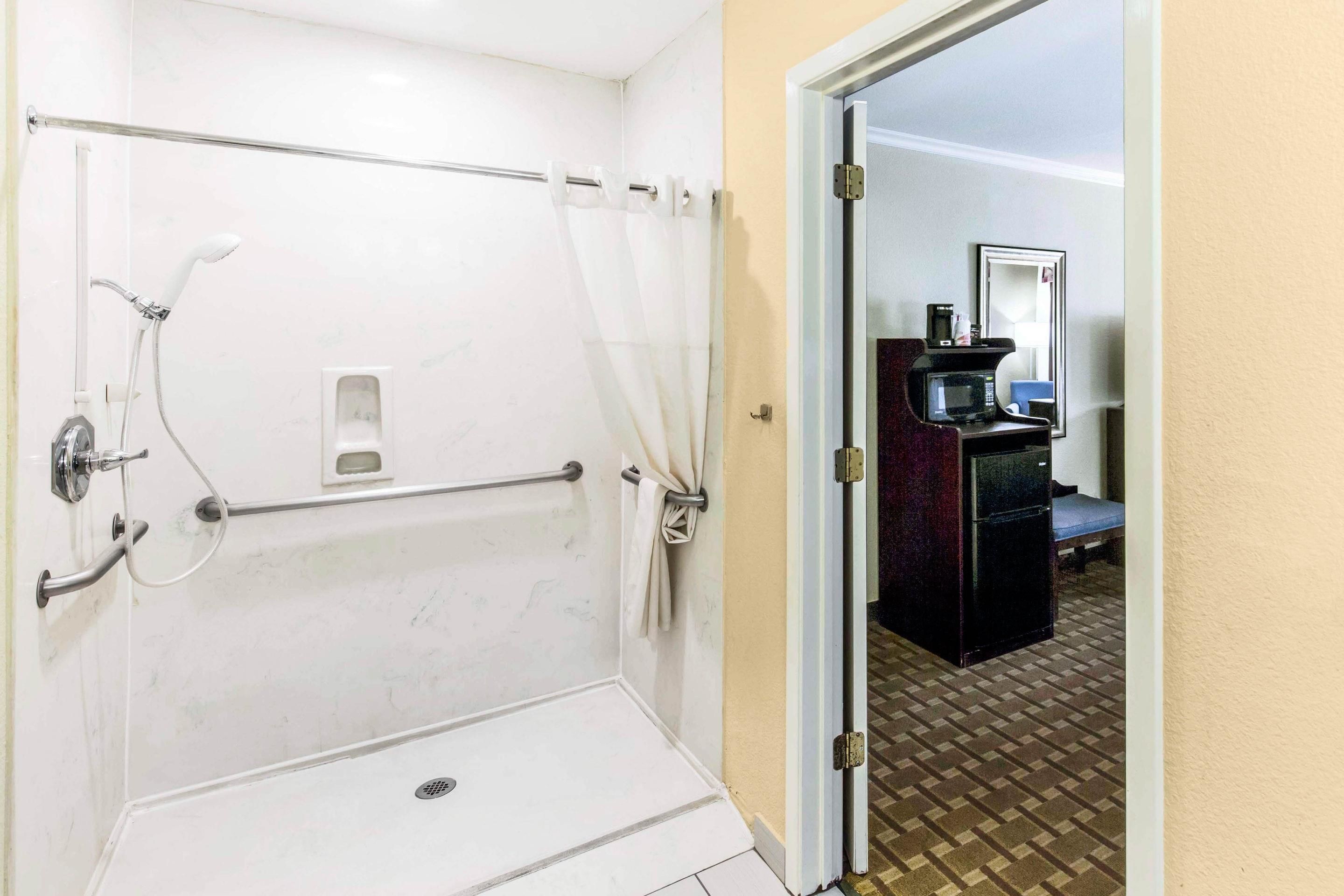 Desk, blackout curtains, iron/ironing board, free WiFi