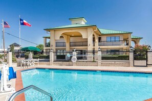 Pool - Quality Inn & Suites Abilene North (Abilene)