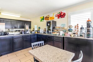 Desayuno buffet incluido todos los días 