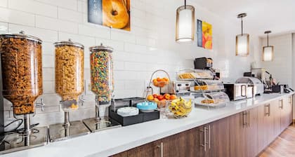Best Western Plus Addison/Dallas Hotel