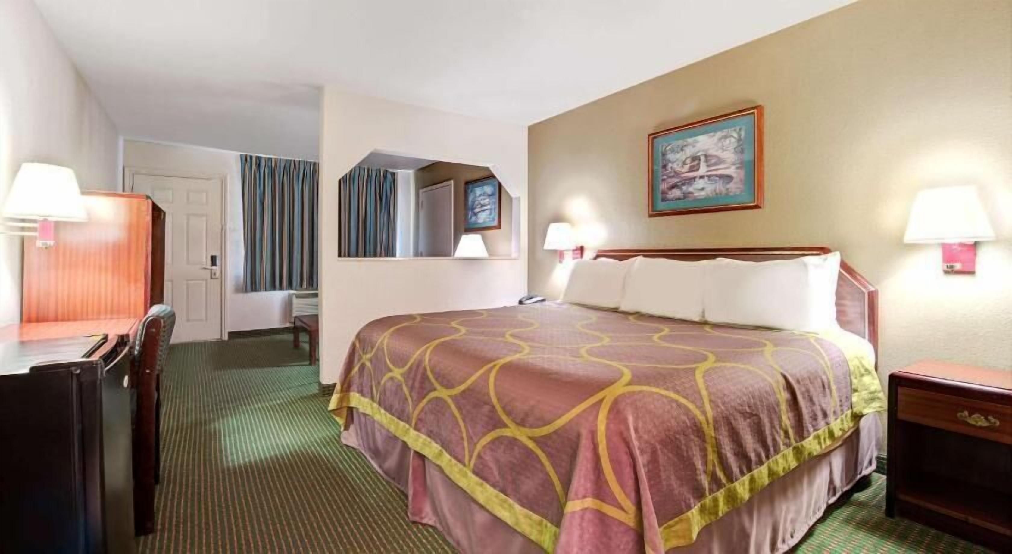 In-room safe, desk, laptop workspace, iron/ironing board