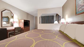 Standard Room, 1 King Bed, Smoking | In-room safe, desk, laptop workspace, iron/ironing board