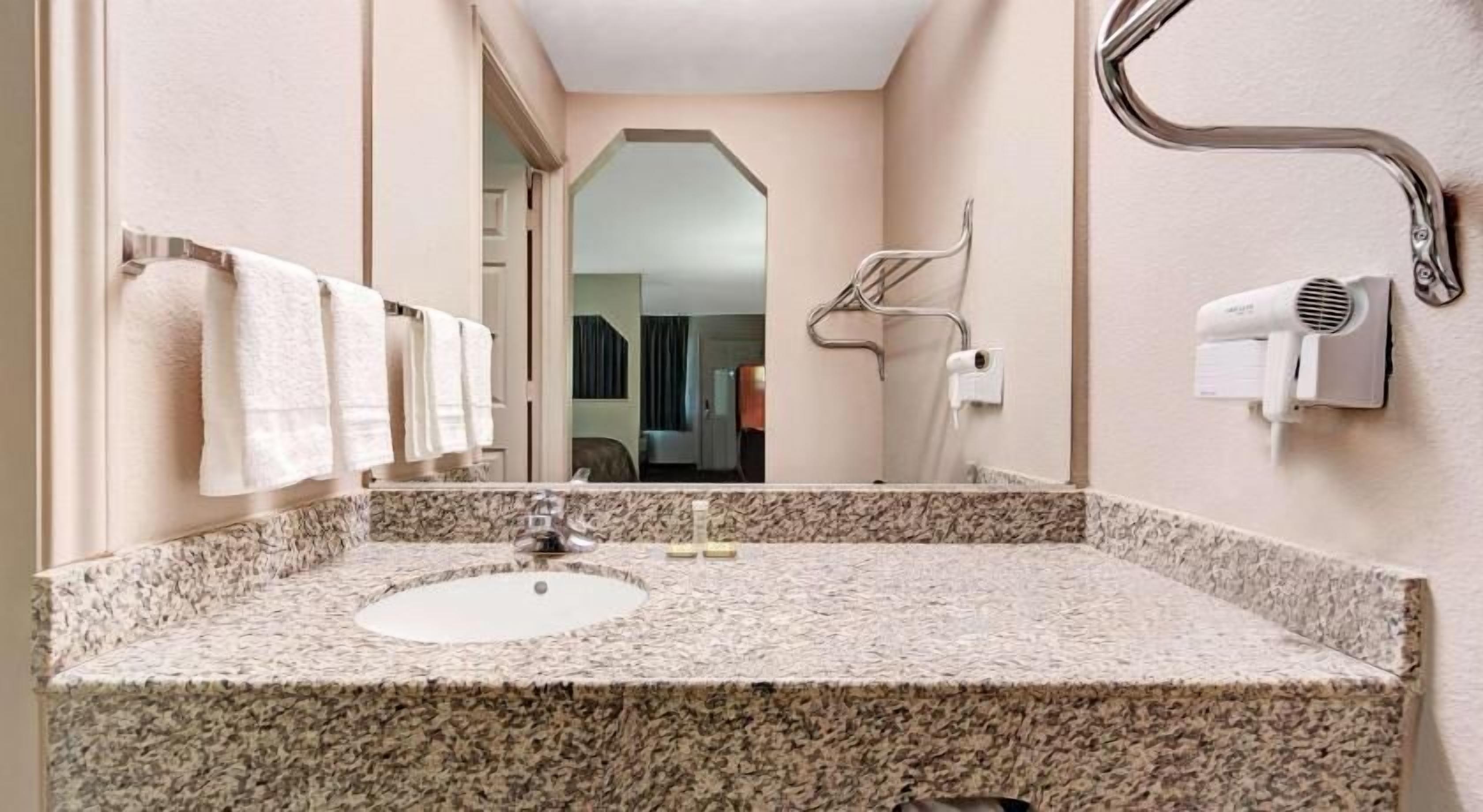 Bathroom | Free toiletries, hair dryer, towels