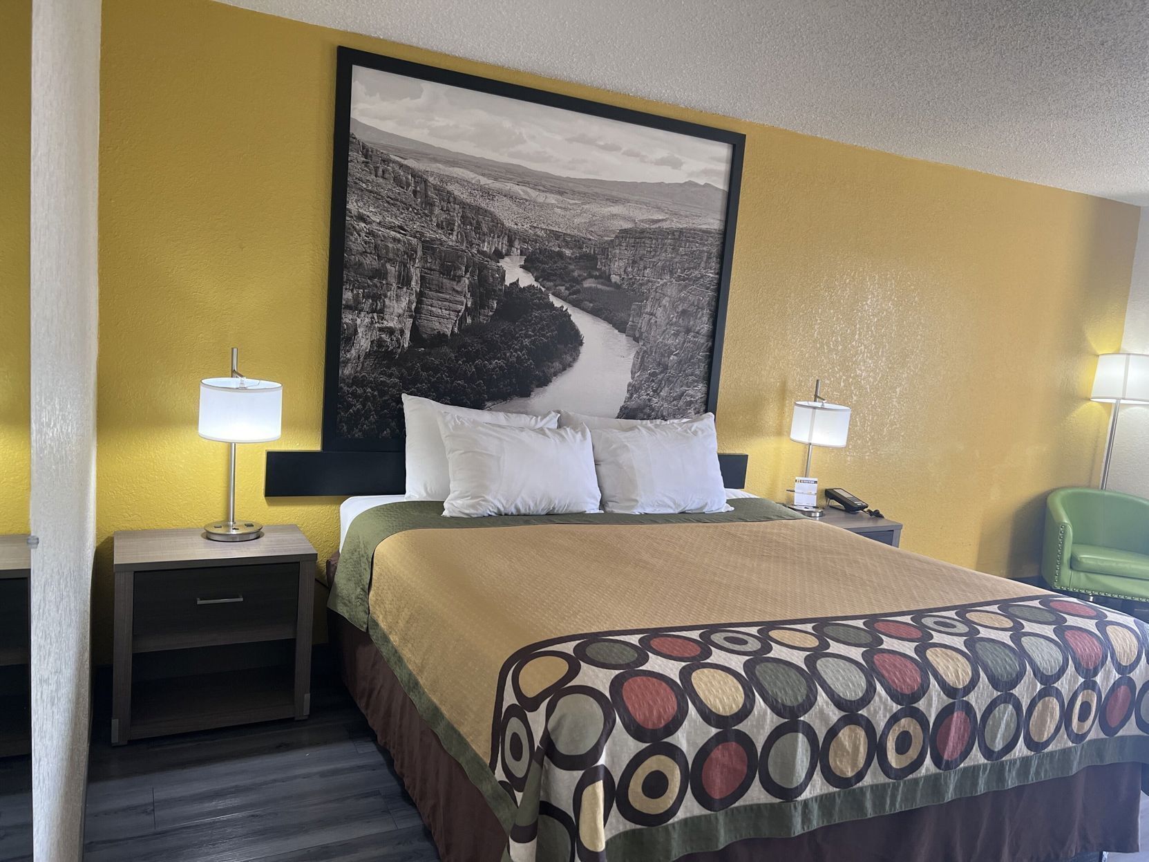 In-room safe, desk, iron/ironing board, free WiFi