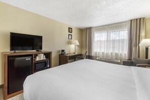 Habitación estándar, 1 cama de matrimonio grande, no fumadores | Colchones con acolchado adicional y cortinas opacas