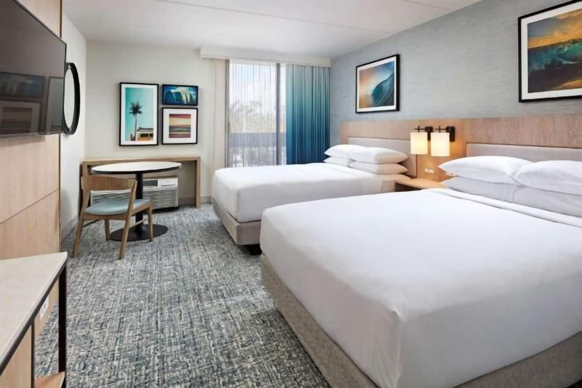 1 bedroom, premium bedding, pillow-top beds, in-room safe