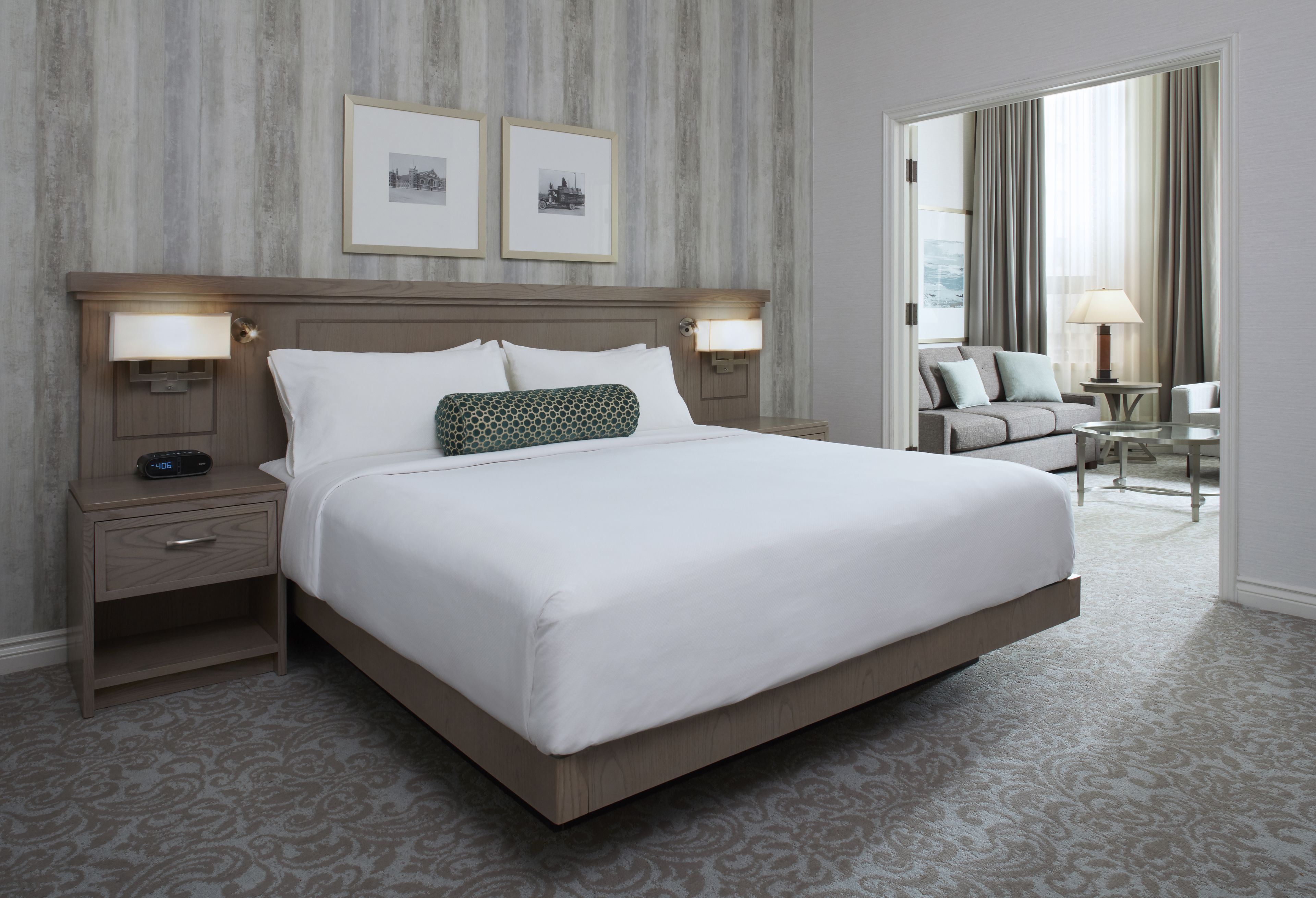 junior suite, 1 bedroom | premium bedding, pillow-top beds, in-room safe, desk