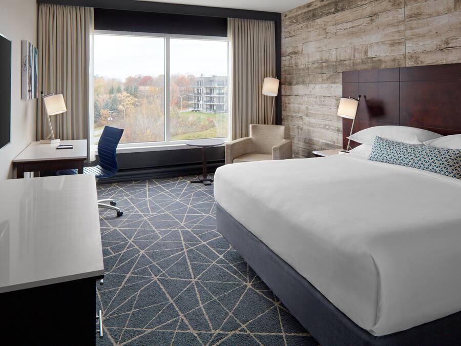 Premium bedding, pillowtop beds, desk, soundproofing