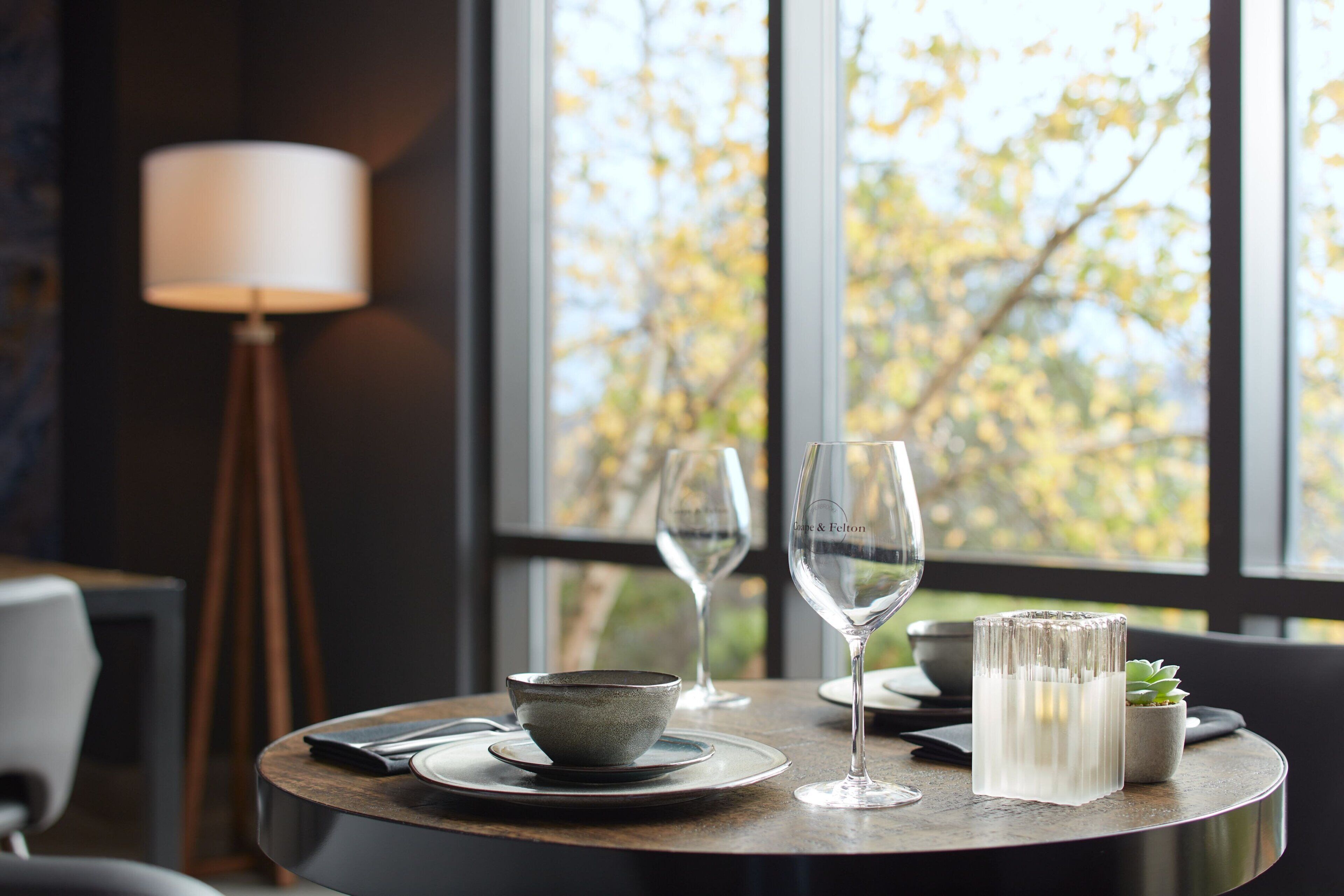 breakfast and dinner served