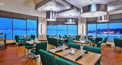 Holiday Inn Sydney - Waterfront by IHG