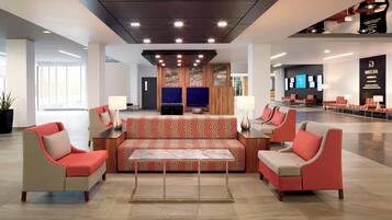 Coin salon dans le hall