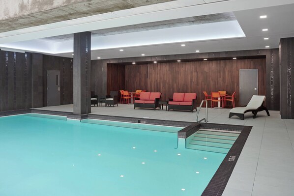 Indoor pool, lifeguards on site