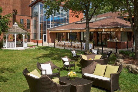 Hilton Mississauga Meadowvale - Image 21