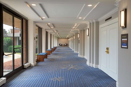 Hilton Mississauga Meadowvale - Image 6