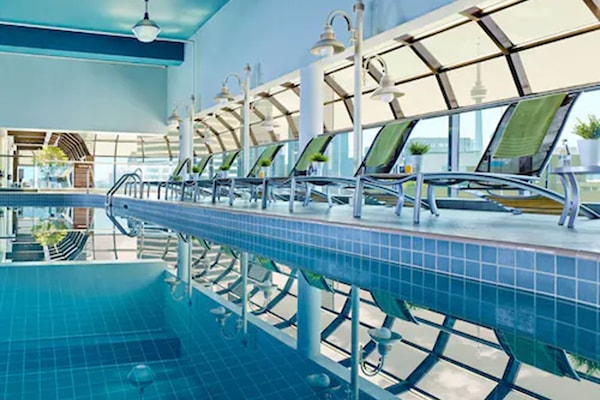 2 indoor pools, sun loungers