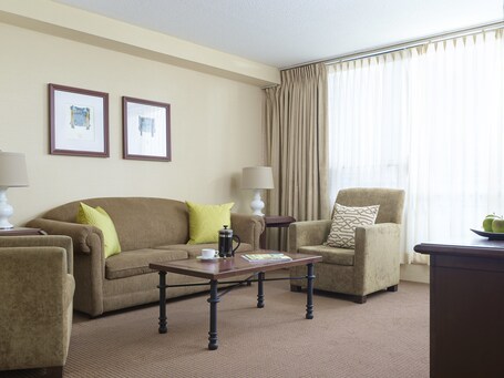 Chelsea Hotel, Toronto - Image 43