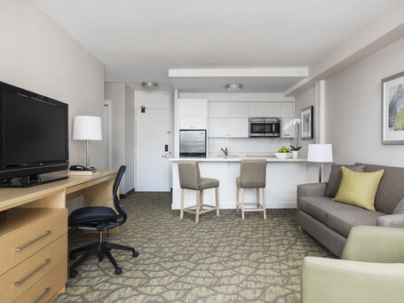 Chelsea Hotel, Toronto - Image 65
