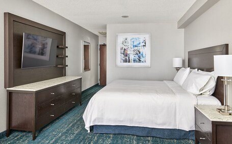 Chelsea Hotel, Toronto - Image 75