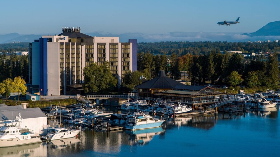 Radisson Blu Vancouver Airport Hotel & Marina