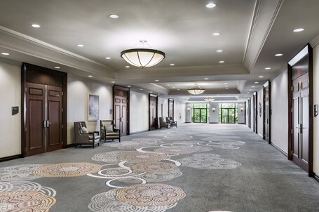 Sheraton Toronto Airport Hotel Conference Centre - Image 23