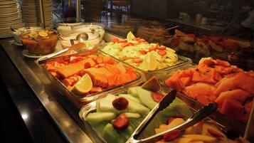 Daily cooked-to-order breakfast for a fee