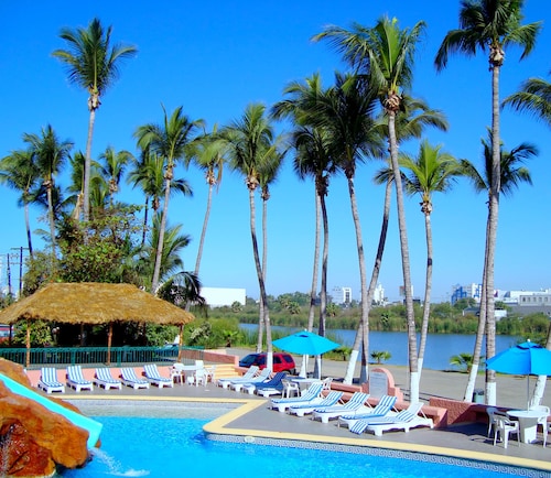 Don Pelayo Pacific Beach