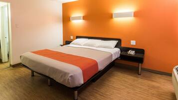 Minibar, bureau, Wi-Fi gratuit, draps fournis