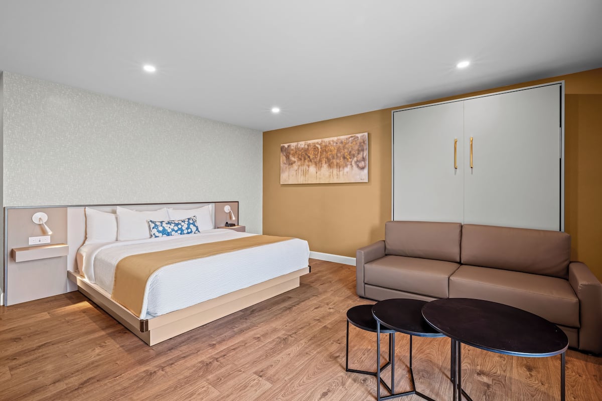 Room, Multiple Beds, Non Smoking, Balcony (Balcony) | Premium bedding, individually decorated, individually furnished, desk
