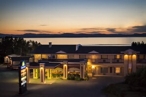 Chaumière, 1 grand lit, non-fumeur, cuisine | Vue sur la plage ou l’océan