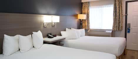 Laptop workspace, blackout drapes, iron/ironing board, free WiFi